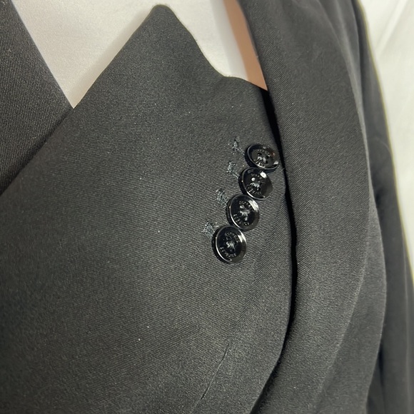 Express Jacket - Picture 5 of 11